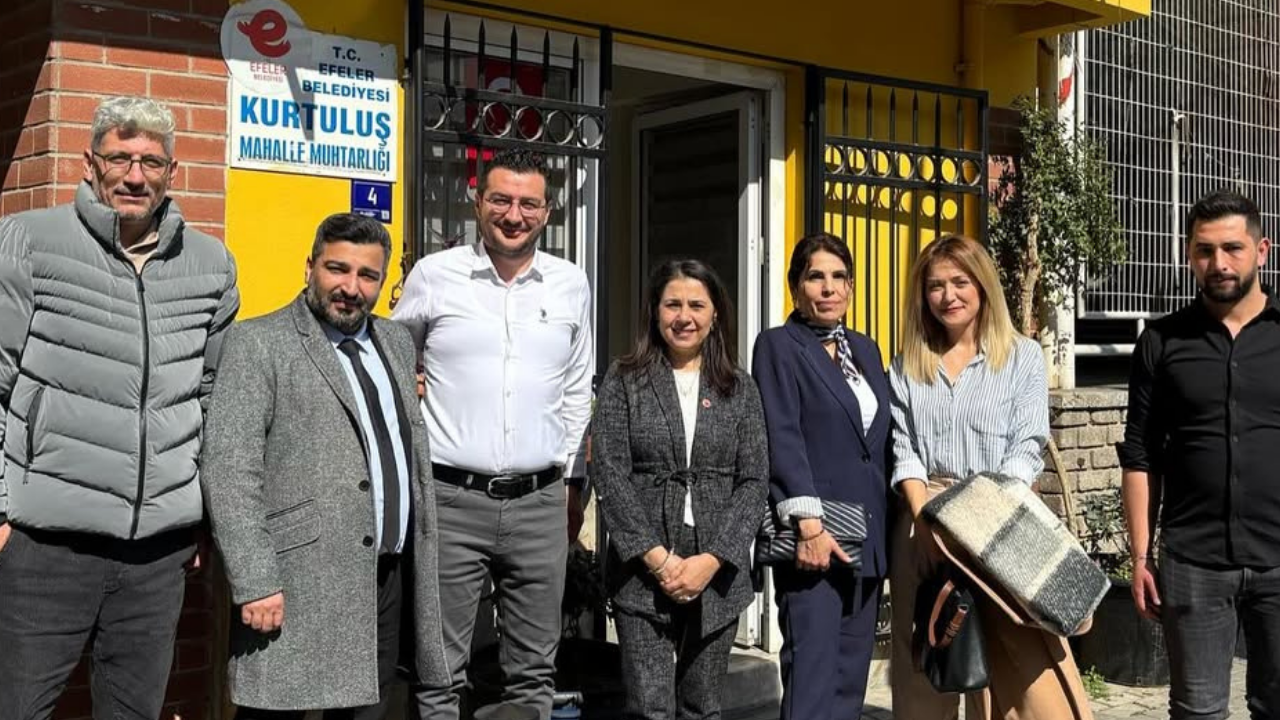 Anahtar Parti Efeler İlçe Başkanı Semih Akgün, mahallelerin ihtiyaçlarını yerinde