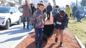 Söke Kent Konseyi, “Temiz ilçe, yeşil geleceğim” sloganıyla başlattığı çevre