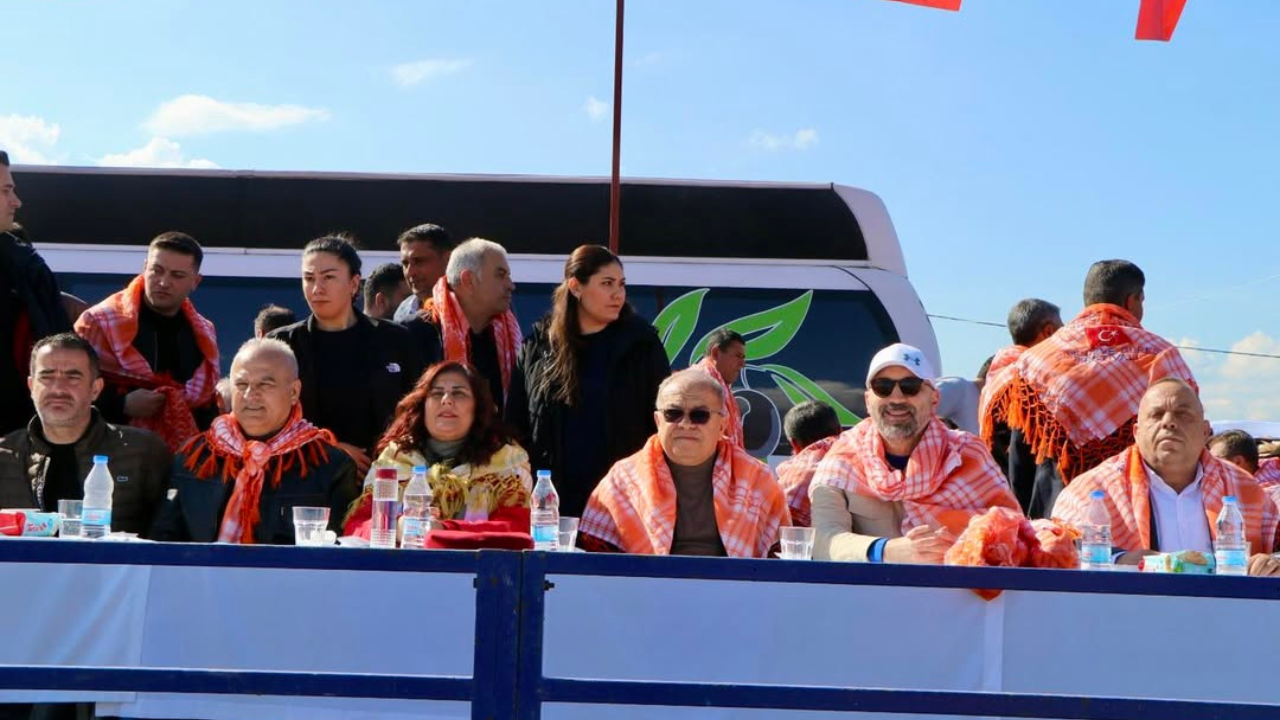Aydın Büyükşehir Belediye Başkanı Özlem Çerçioğlu, İl Başkanı Hikmet Saatçi