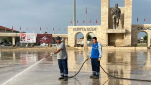 Didim Belediyesi, kent genelinde hijyen ve çevre temizliği çalışmalarına aralıksız