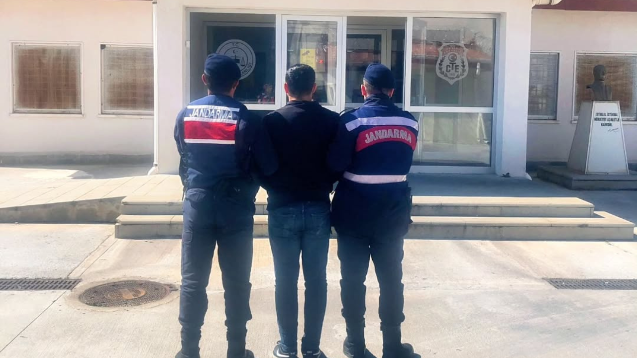 Aydın İl Jandarma Komutanlığı, aranan şahısların yakalanmasına yönelik çalışmalarını aralıksız
