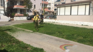 Didim Belediyesi, bahar mevsimiyle birlikte temizlik çalışmalarını hızlandırdı. Çamlık Mahallesi’ndeki
