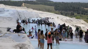 UNESCO Dünya Mirası Listesi’nde yer alan Pamukkale, Ramazan Bayramı ve