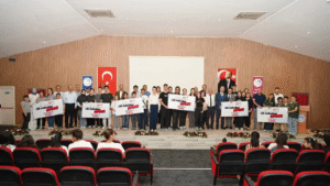 Aydın’da düzenlenen “Bil Bakalım Aydın” bilgi yarışmasının final ve ödül