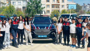 Didim’de, Valiler Ortaokulu öğrencilerine yönelik önemli bir bilgilendirme etkinliği düzenlendi.