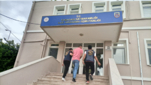 Aydın İl Jandarma Komutanlığı’na bağlı Kuşadası İlçe Jandarma Komutanlığı ekipleri,
