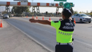 Aydın İl Jandarma Komutanlığı Otoyol Jandarması tarafından, trafik kazalarını önlemek