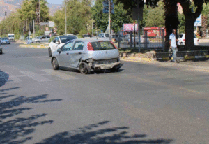 Aydın’ın Efeler ilçesinde meydana gelen trafik kazasında 1 kişi yaralandı.
