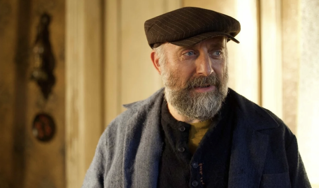 Ünlü oyuncu börekçiliğe başladı! Dizi ve film sektöründe önemli yapımlarda rol alan Halit Ergenç’in
