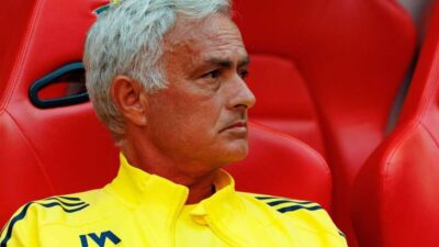 Dünyaca ünlü teknik direktör Jose Mourinho’nun geleceğiyle ilgili yeni bir
