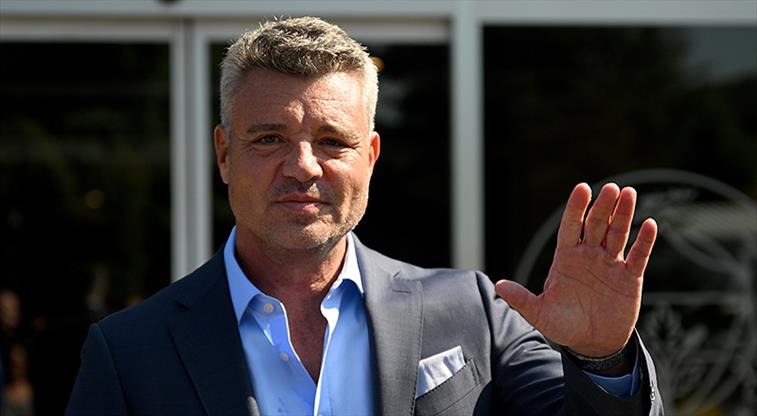 Fenerbahçe’de beklenen karar açıklandı. Kulüp Başkanı Sadettin Saran, yaptığı resmi