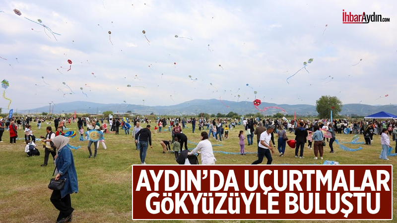 Aydın Büyükşehir Belediyesi tarafından düzenlenen uçurtma şenliğinde çocuklar ve aileler