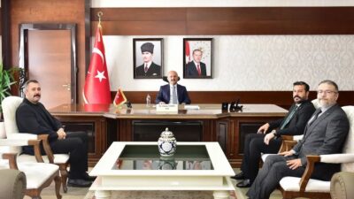 MHP Aydın İl Başkanı Osman Gazi Cihangiroğlu ve beraberindeki heyet,